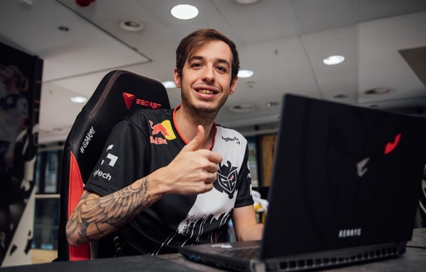 主场首胜 主场首胜